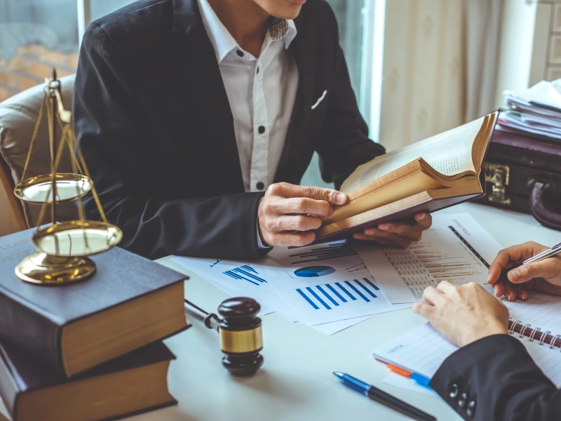 עורך דין מסחרי קניין רוחני